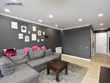 Բնակարաններ Կոդ` 5+313426