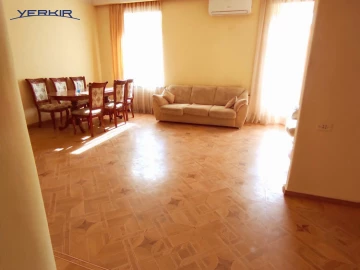 Բնակարաններ Կոդ` 4+405729