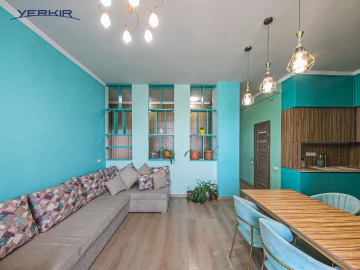 Apartments Code: 9+313335