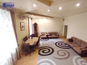 Apartments Code: 5+80077