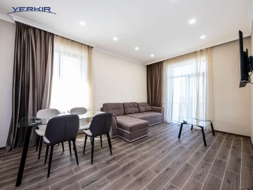 Բնակարաններ Կոդ` 10+112480