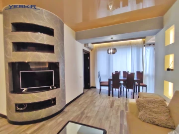 Apartments Code: 4+215298