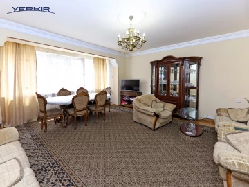 Բնակարաններ Կոդ` 10+311325