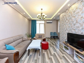 Բնակարաններ Կոդ` 5+311669