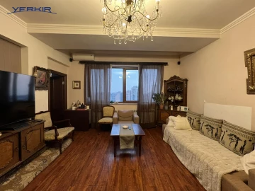 Բնակարաններ Կոդ` 8+315635