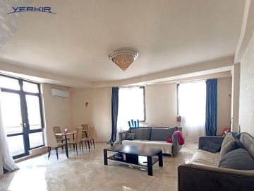 Apartments Code: 10+308066