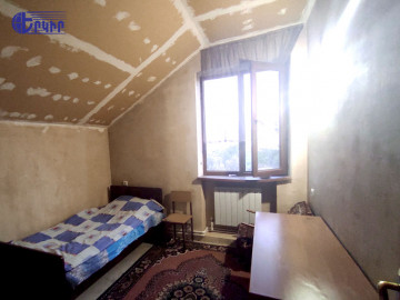 Houses Code: 9+504035