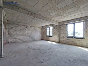 Houses Code: 9+520244