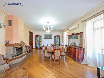 Apartments Code: 10+418505