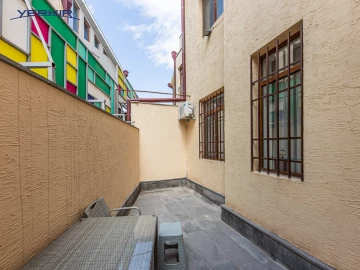 Առանձնատներ Կոդ` 9+5266856