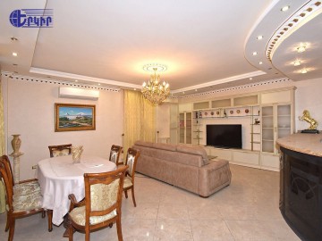 Apartments Code: 5+301152