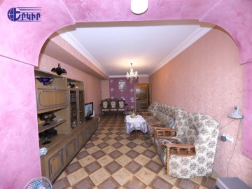 Apartments Code: 10+10578