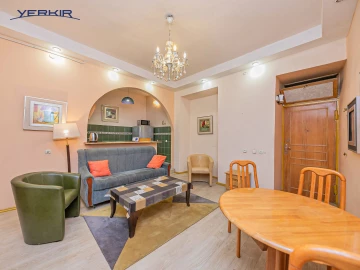 Apartments Code: 8+218992