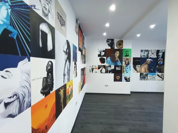 Commercial properties Code: 9+714798