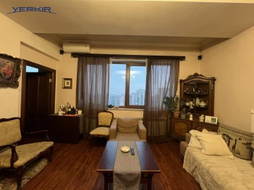 Բնակարաններ Կոդ` 8+315635