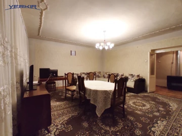 Apartments Code: 10+407985