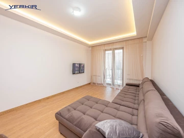 Apartments Code: 4+214511