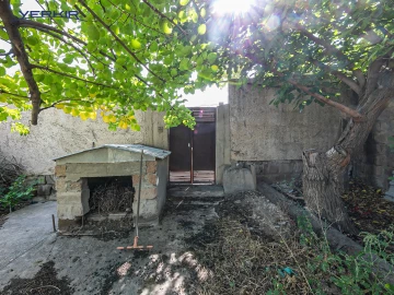 Land areas Code: 10+619842