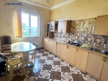 Առանձնատներ Կոդ` 5+514445