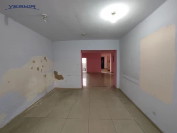 Commercial properties Code: 10+90068-dp64