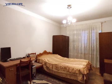 Apartments Code: 10+407985