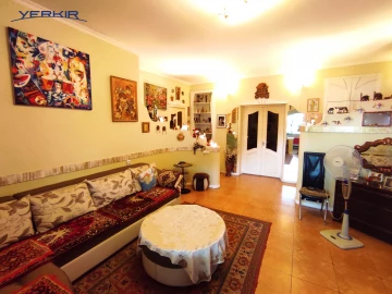 Apartments Code: 5+418055