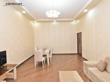 Բնակարաններ Կոդ` 5+221333