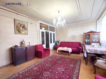 Apartments Code: 4+205879