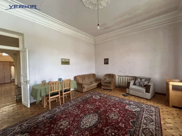 Houses Code: 5+517674