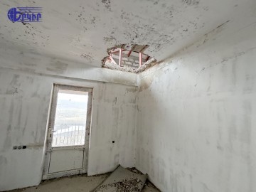 Առանձնատներ Կոդ` 3+501097