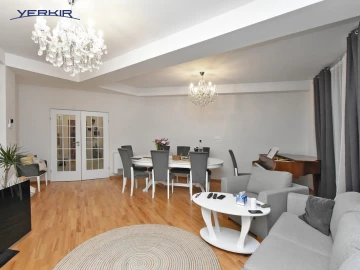 Квартиры Код 5+421138