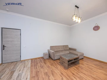 Apartments Code: 5+319240