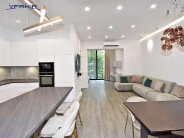 Apartments Code: 5+214833