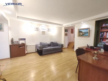 Commercial properties Code: 3+705588