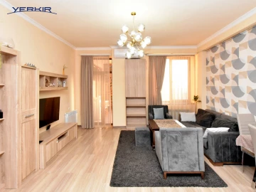 Բնակարաններ Կոդ` 5+320788