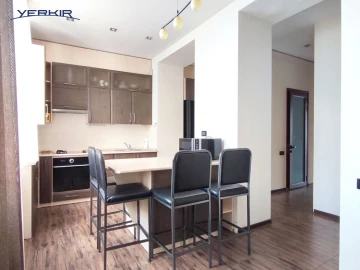 Apartments Code: 4+30421