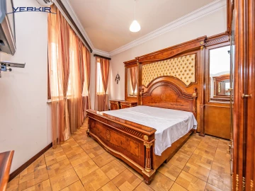 Houses Code: 3+516195