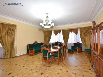 Բնակարաններ Կոդ` 10+807970