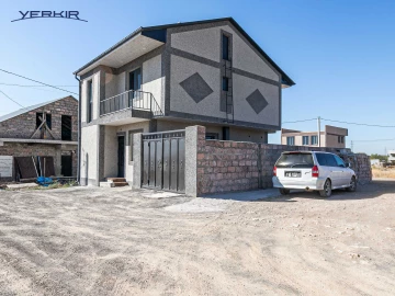 Houses Code: 10+517935