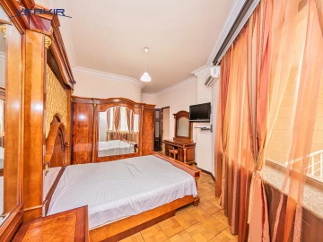 Houses Code: 3+516195