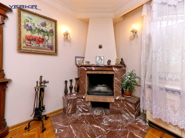 Apartments Code: 5+309333