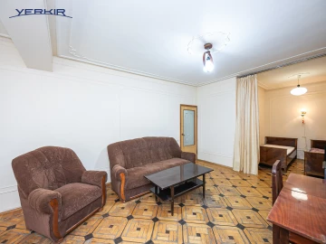 Apartments Code: 5+819658