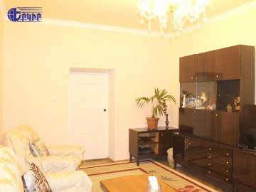 Բնակարաններ Կոդ` 5+33609