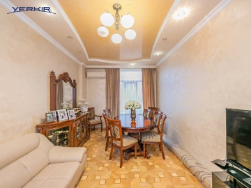 Բնակարաններ Կոդ` 5+317049