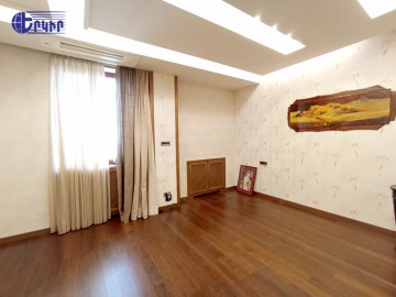 Բնակարաններ Կոդ` 10+402741