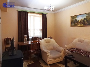 Բնակարաններ Կոդ` 10+31606