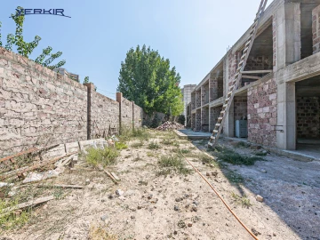 Houses Code: 5+505905