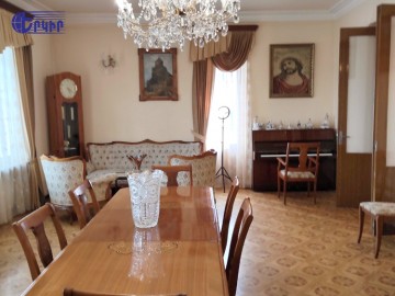 Houses Code: 6+503126