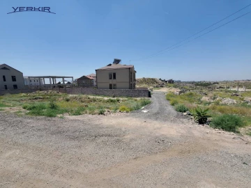 Land areas Code: 1+618446