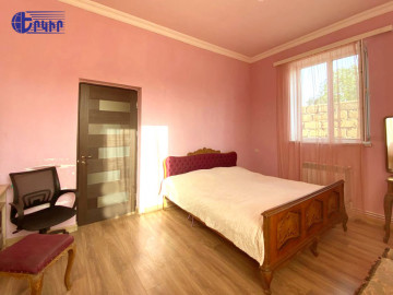 Houses Code: 4+50869